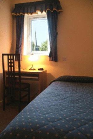 Hotel Gatwick House Horley Zimmer foto